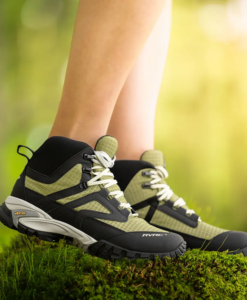 Pathfinder Mid Hiking Boots Women