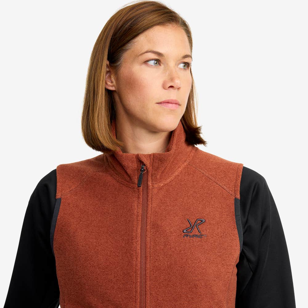 Essential Fleece Vest