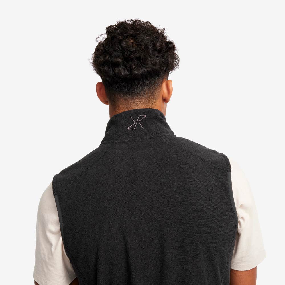 Essential Fleece Vest