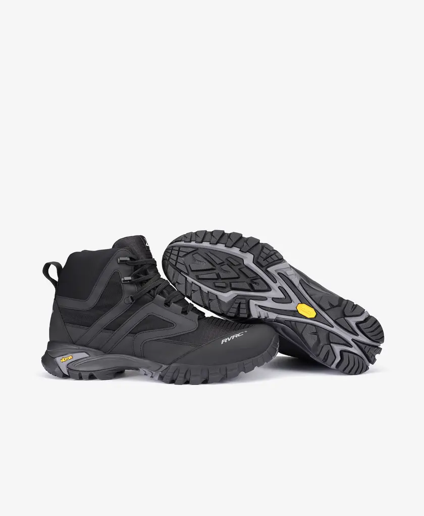 Pathfinder Mid Hiking Boots Women