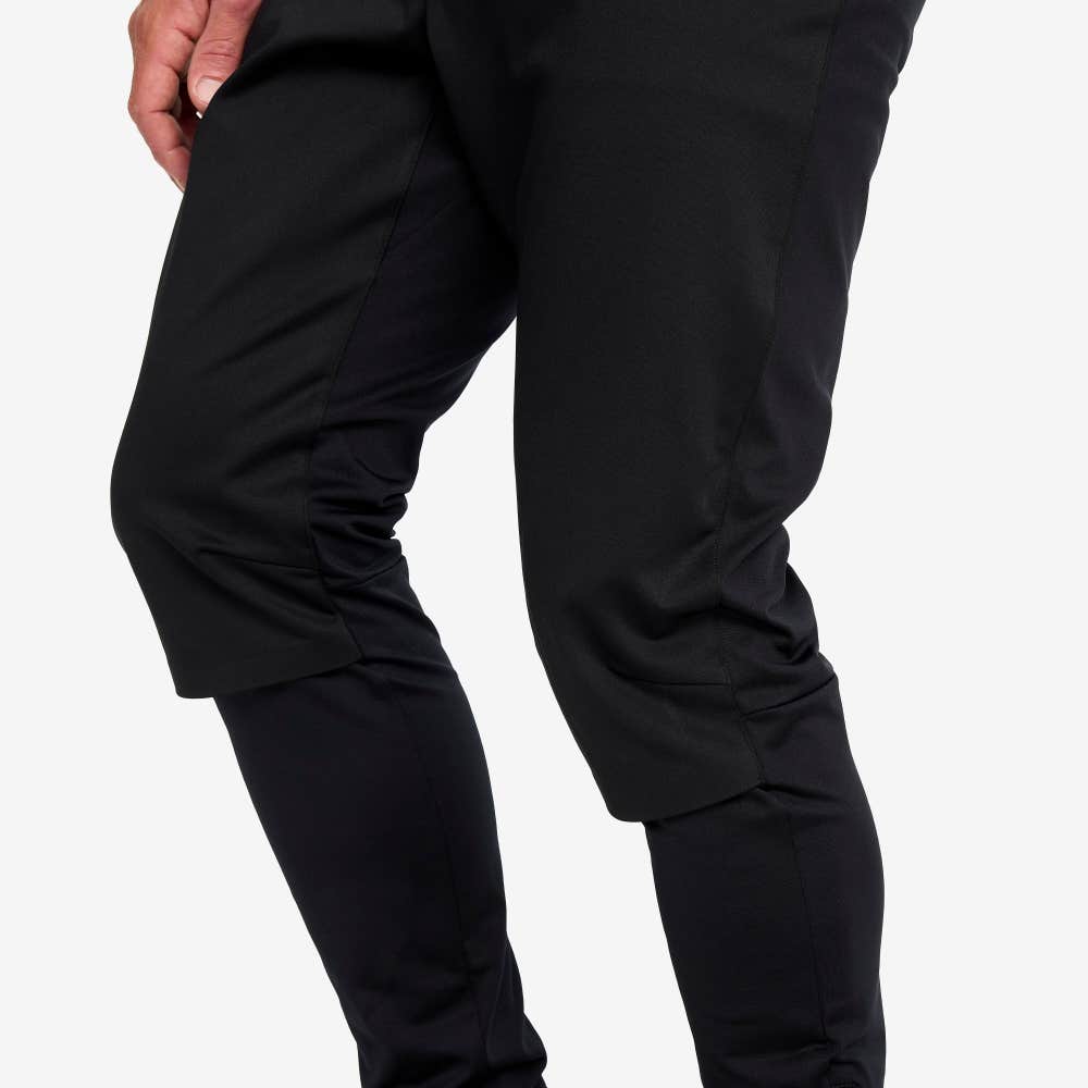 Pace Wind Leggings