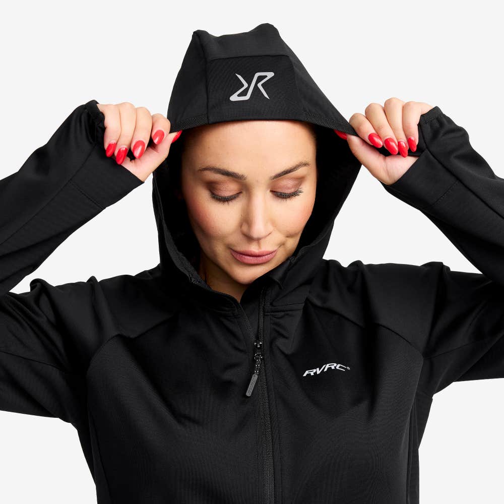 Pace Hooded Wind Jacket