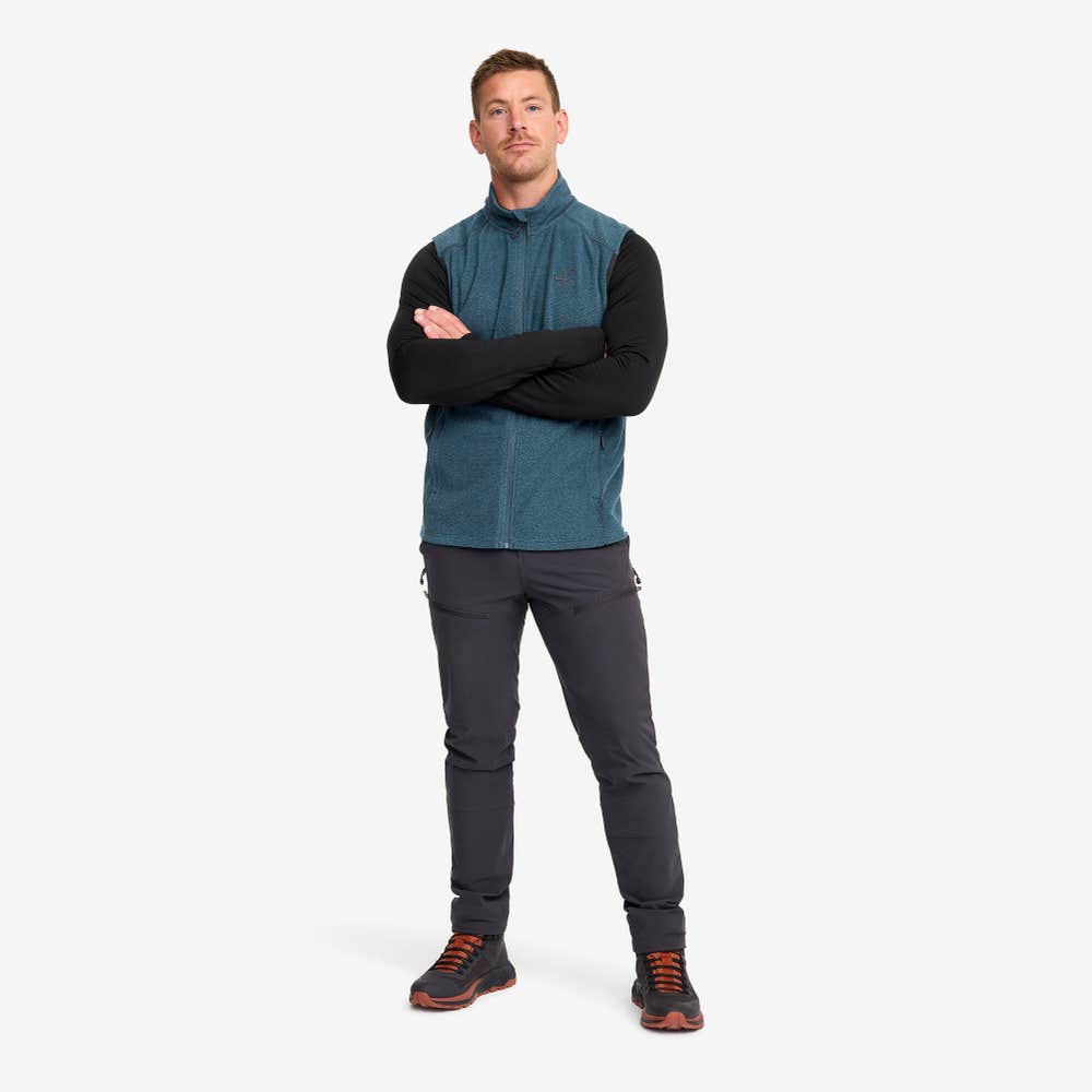 Essential Fleece Vest