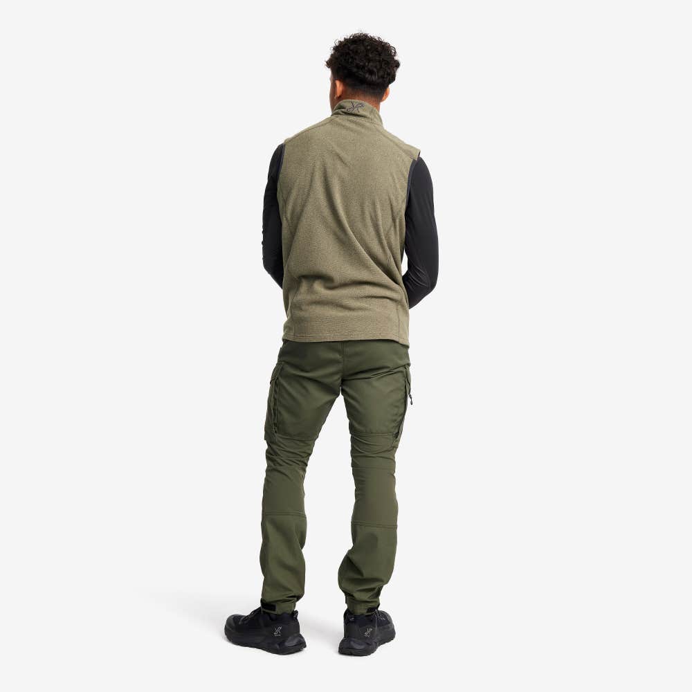 Essential Fleece Vest