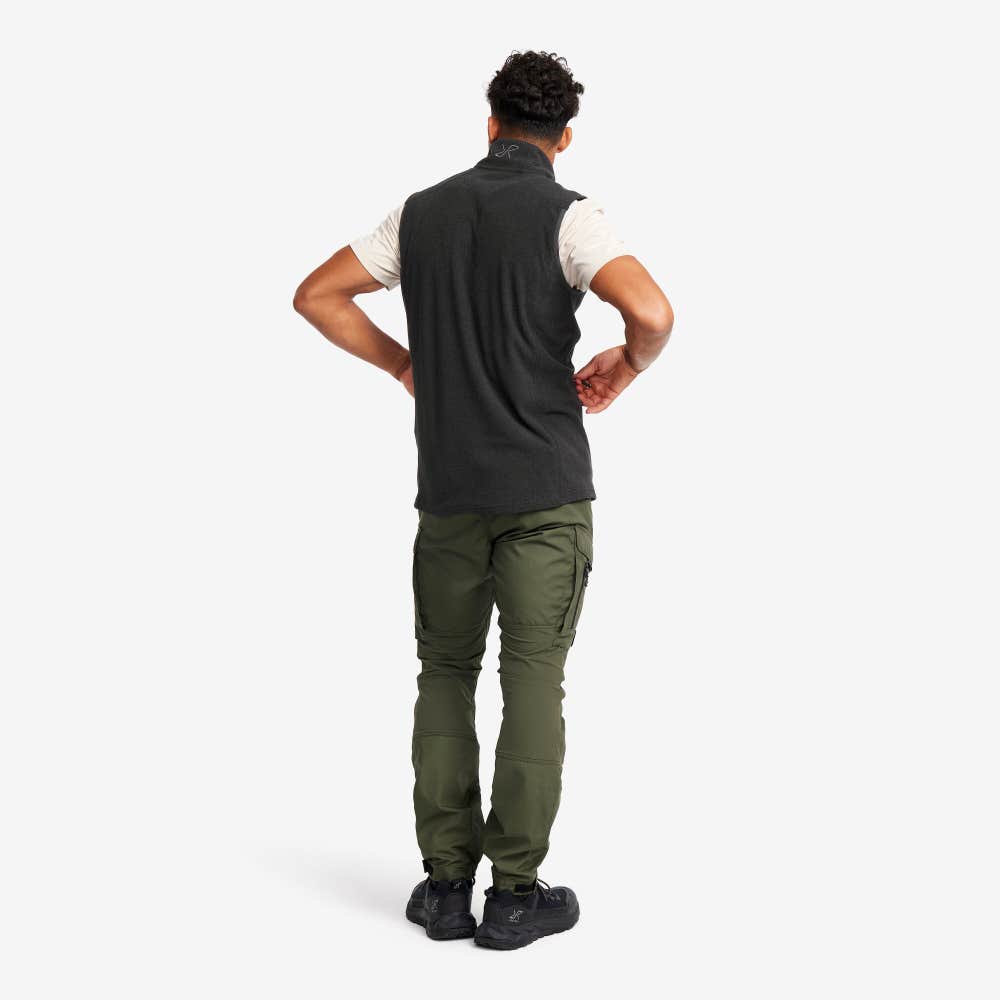 Essential Fleece Vest