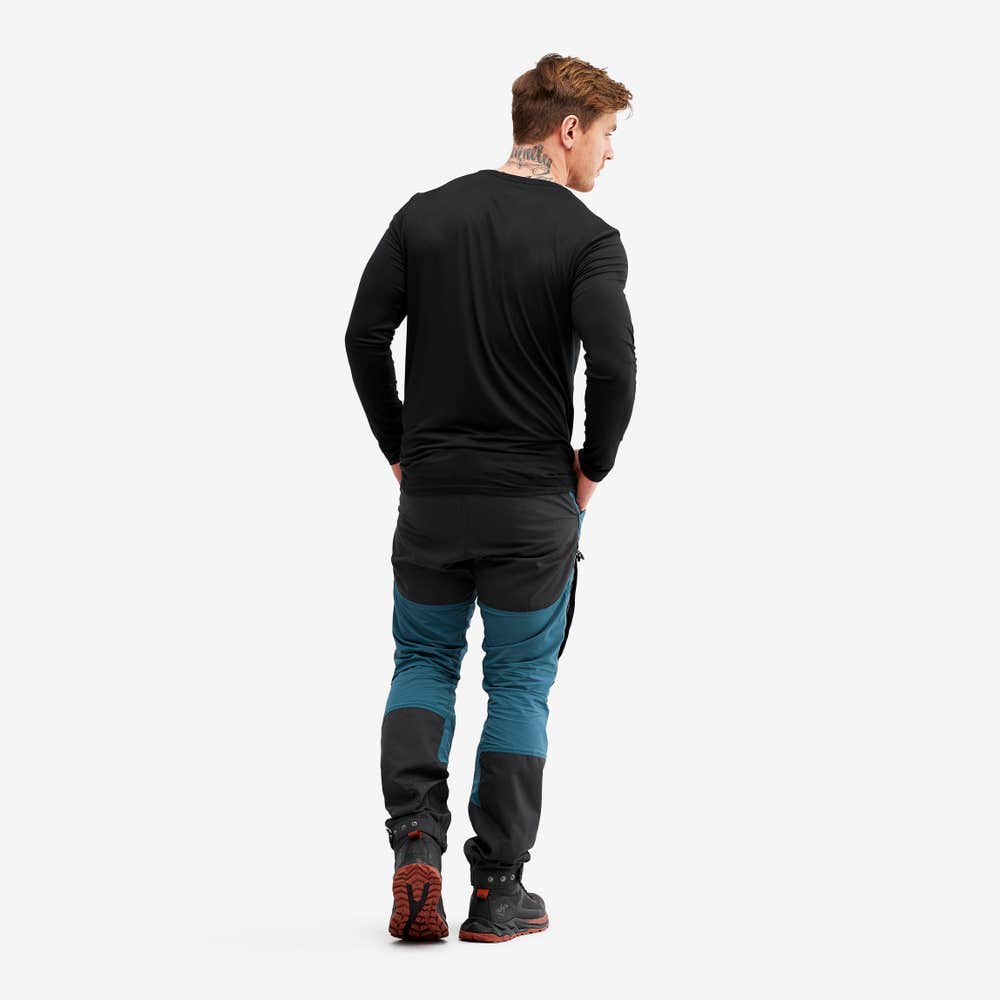 Vagabond Long Sleeve Tee