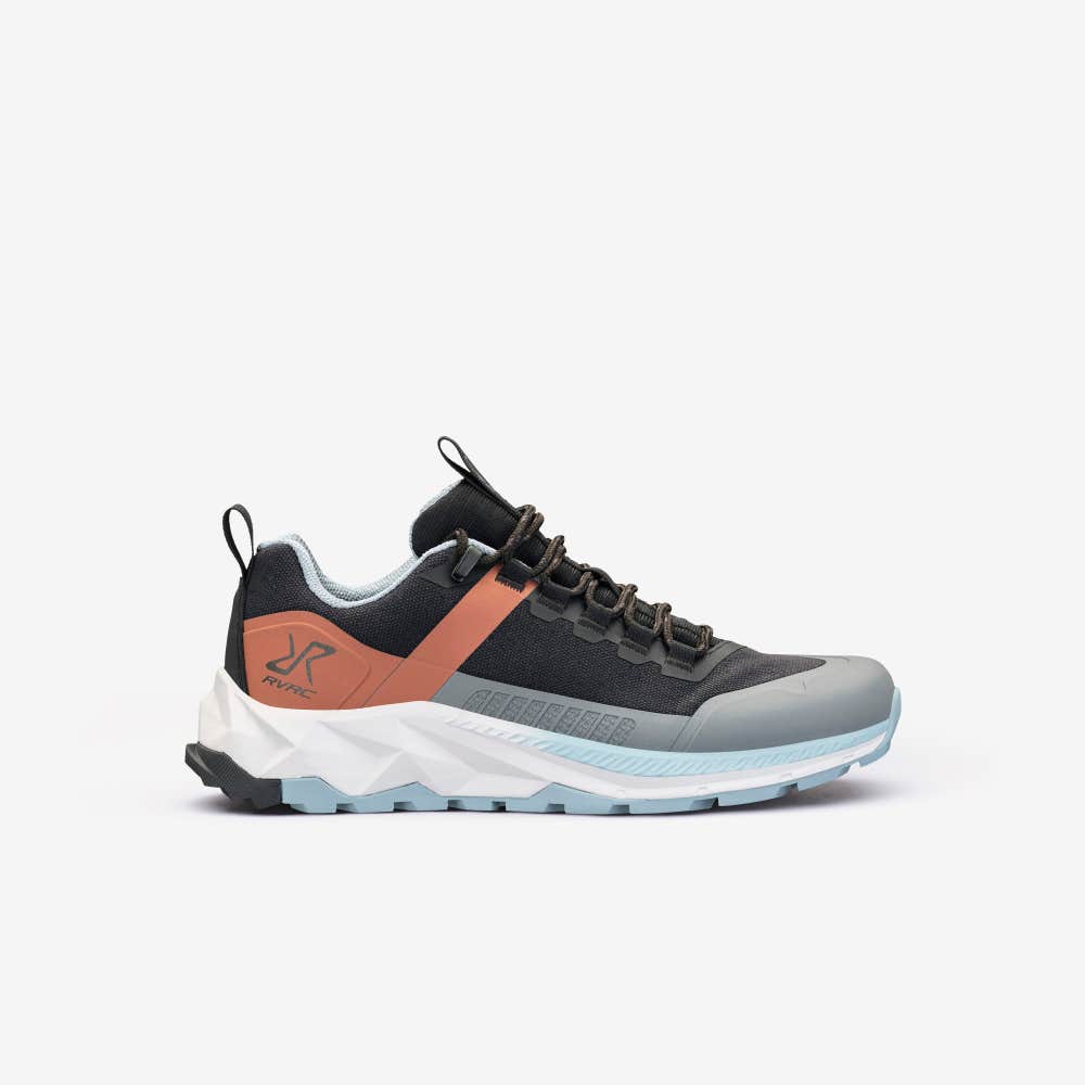Phantom Trail Low Hiking Shoes